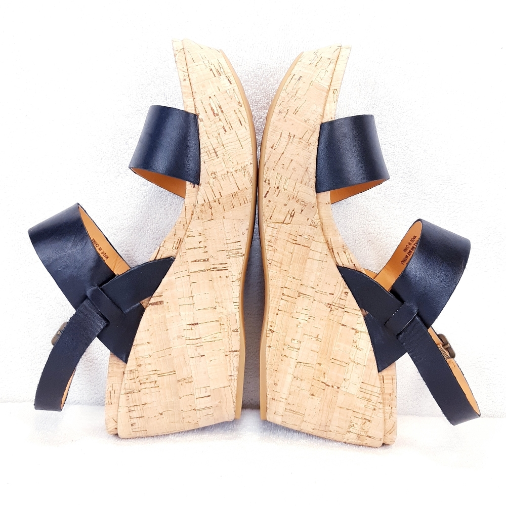 KORK-EASE AUSTIN BLACK LEATHER WEDGE SANDAL - Picture 11 of 16